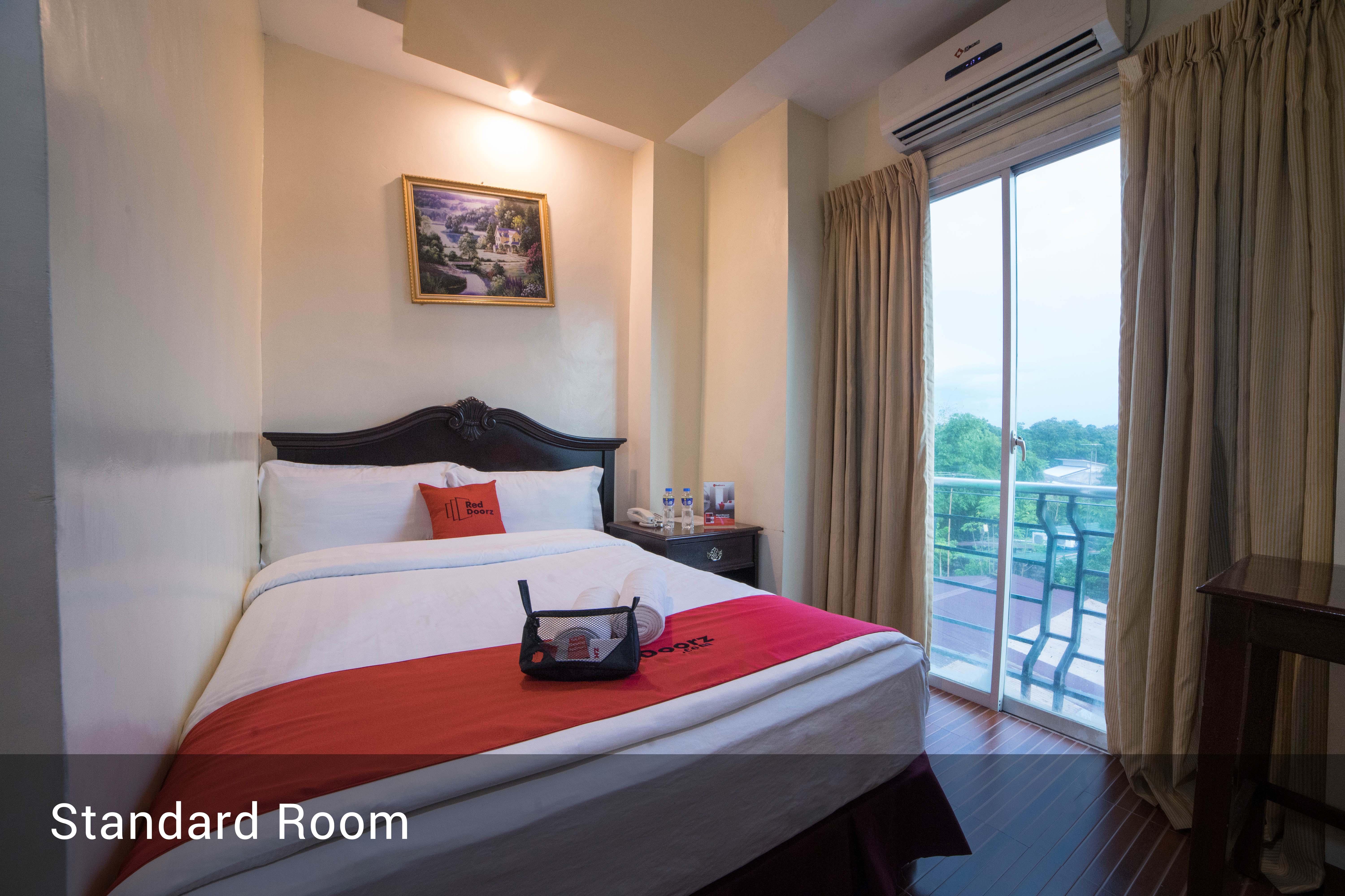 Reddoorz Plus @ Balibago Angeles City Exterior photo