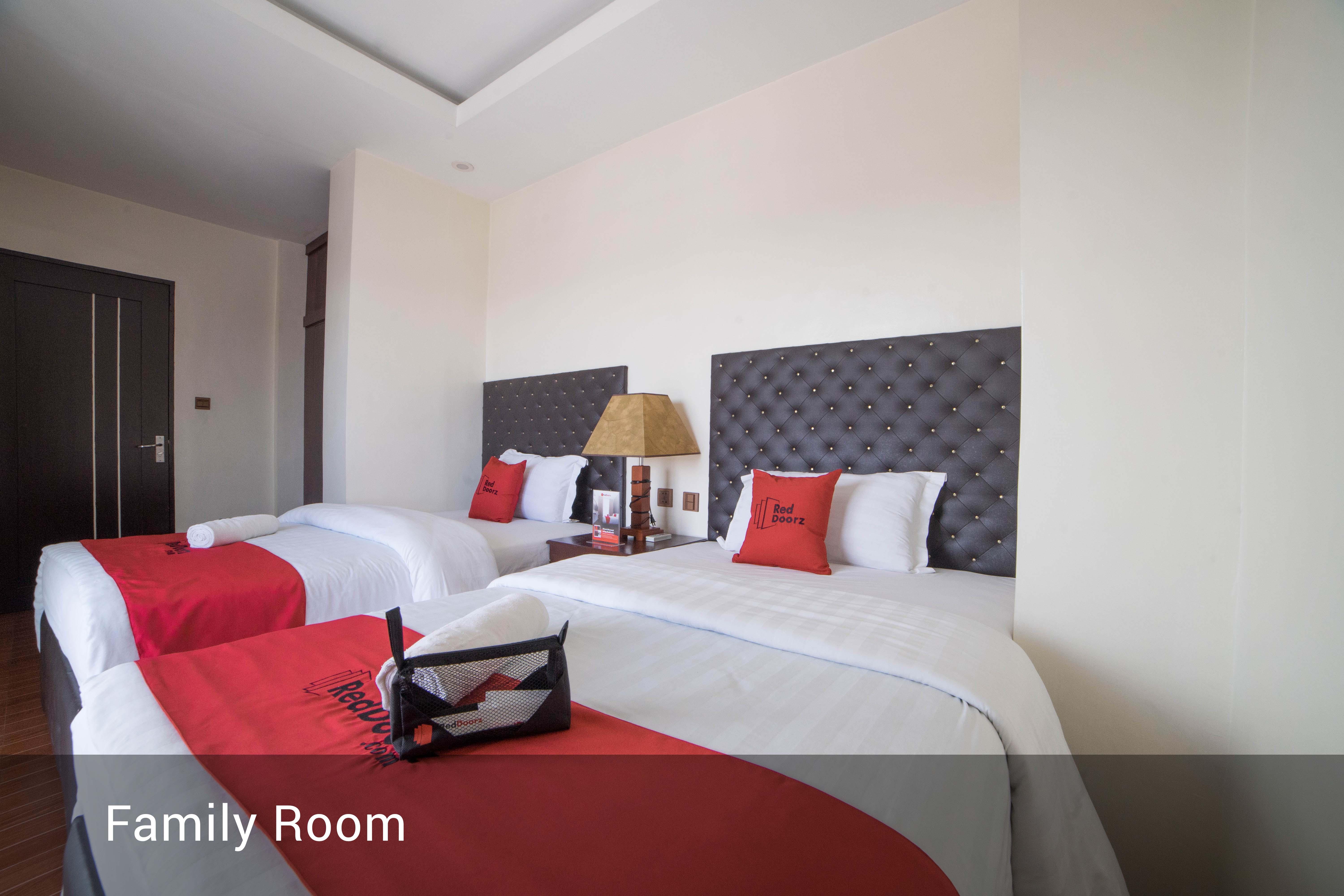 Reddoorz Plus @ Balibago Angeles City Exterior photo